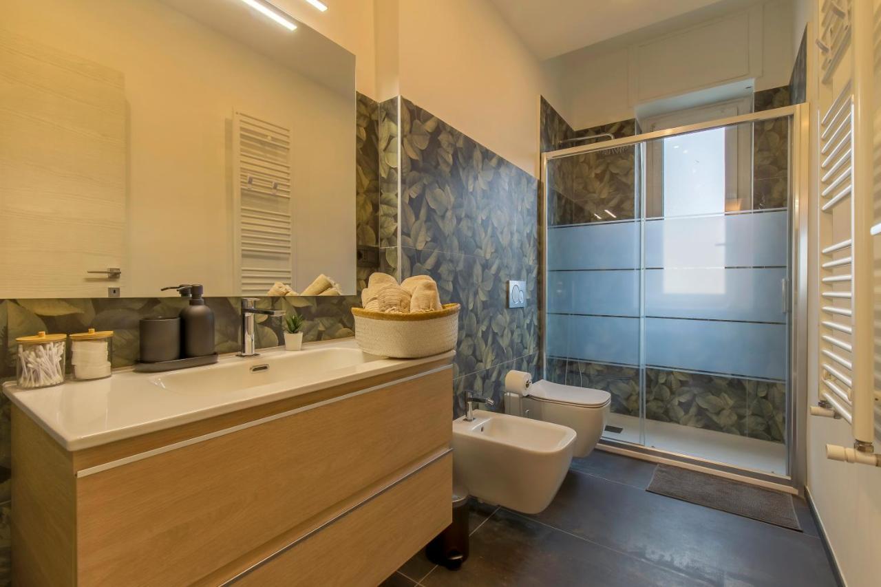 Modern & Bright 2 Bedroom Flat 50M From M4 Stop Milan Luaran gambar