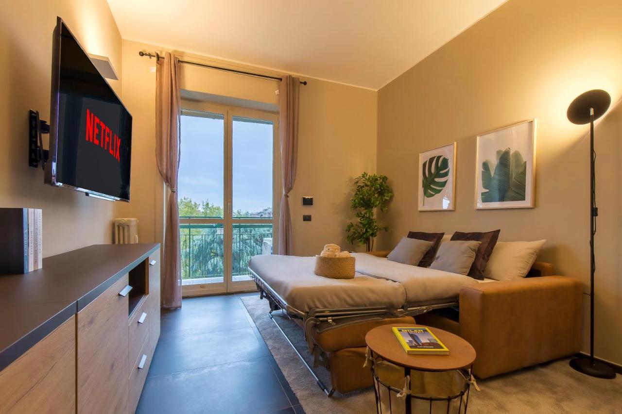 Modern & Bright 2 Bedroom Flat 50M From M4 Stop Milan Luaran gambar