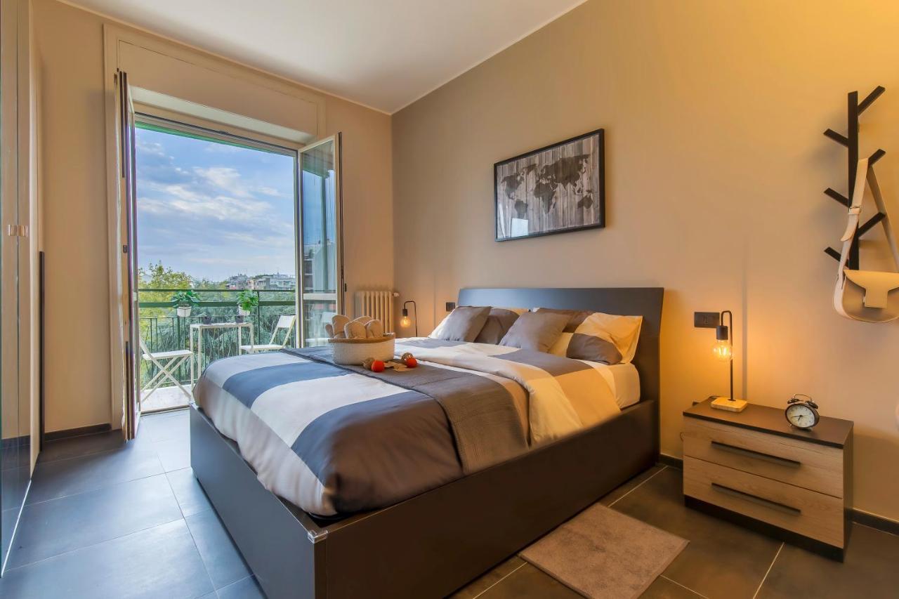 Modern & Bright 2 Bedroom Flat 50M From M4 Stop Milan Luaran gambar