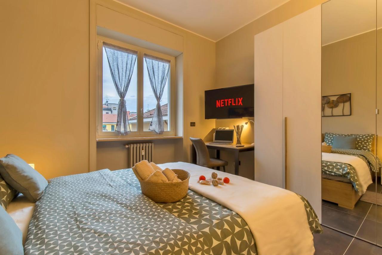 Modern & Bright 2 Bedroom Flat 50M From M4 Stop Milan Luaran gambar